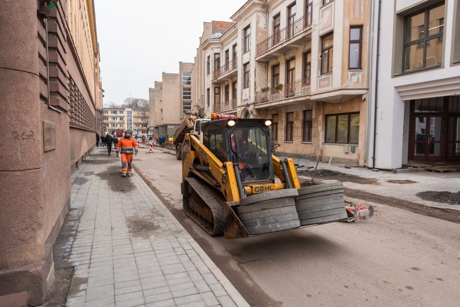 Eismas J. Gruodžio gatvėje ribojamas ir šiandien