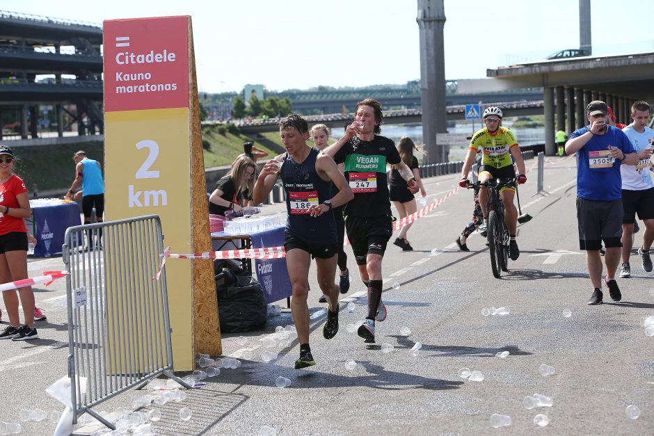 „Citadele Kauno maratonas“: įnirtinga kova iki paskutinių metrų ir nauji rekordai 