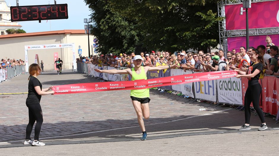 „Citadele Kauno maratonas“: įnirtinga kova iki paskutinių metrų ir nauji rekordai 