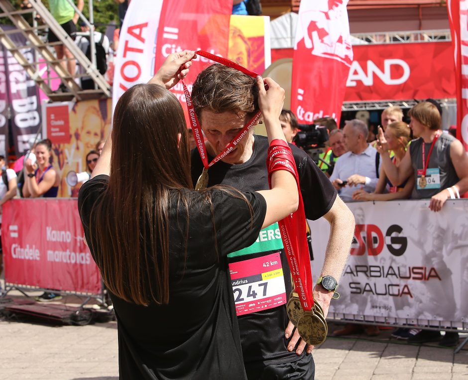 „Citadele Kauno maratonas“: įnirtinga kova iki paskutinių metrų ir nauji rekordai 