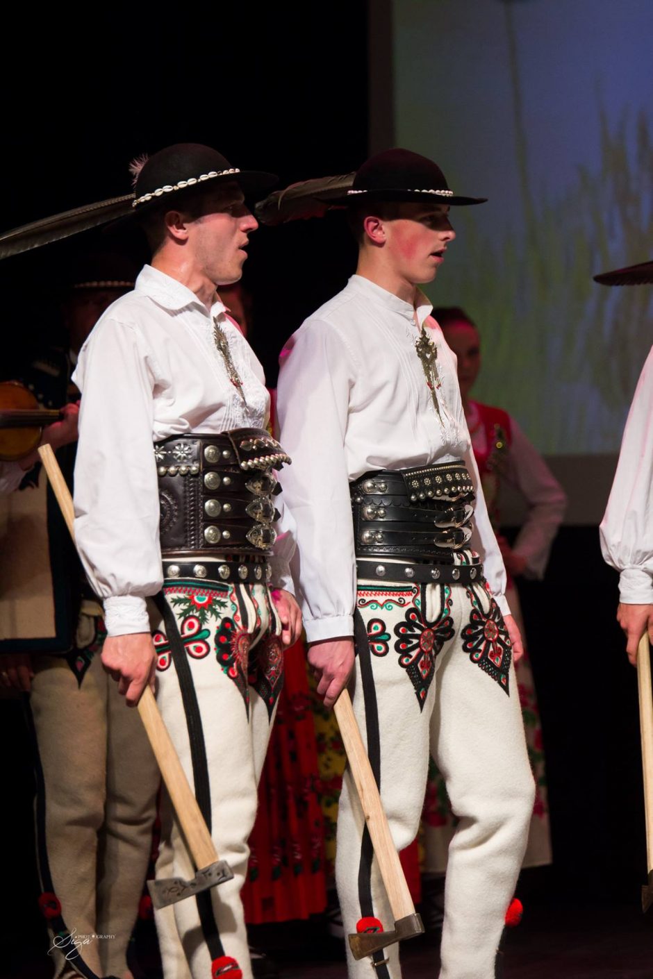 Folkloro festivalis „Aš pasiejau vėina popā“ džiugino gausiu derliumi