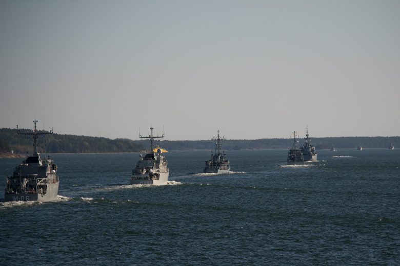 Lietuvos vadovaujami NATO laivai Baltijos jūroje aptiko minų