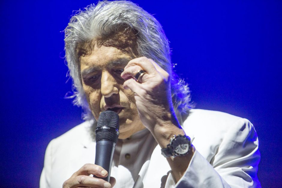 Italų legenda T. Cutugno Kaune užtraukė „Tris milijonus“