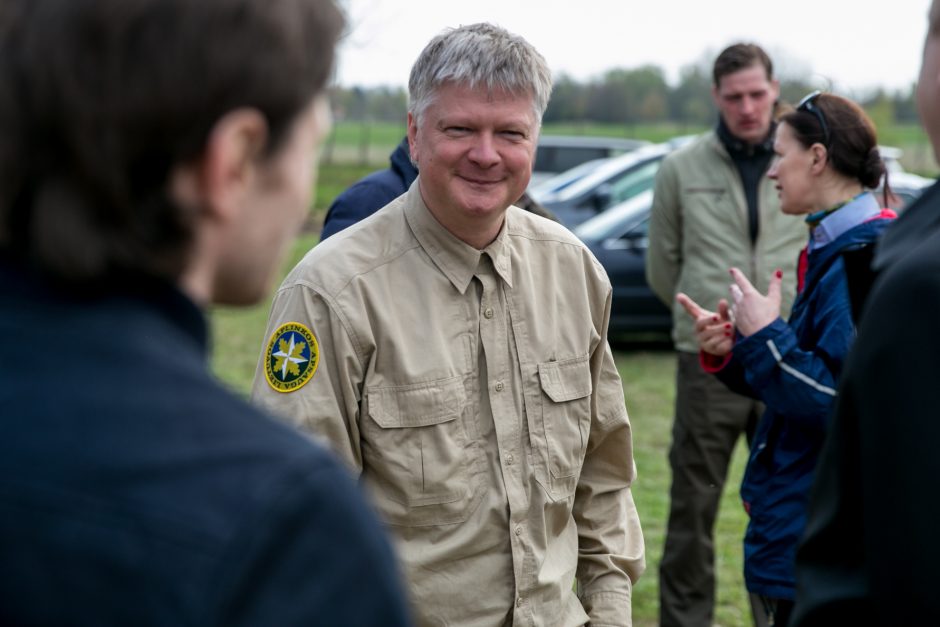 Neeilinė šventė – Rumšiškėse pasodinti šimtamečių ąžuolų klonai