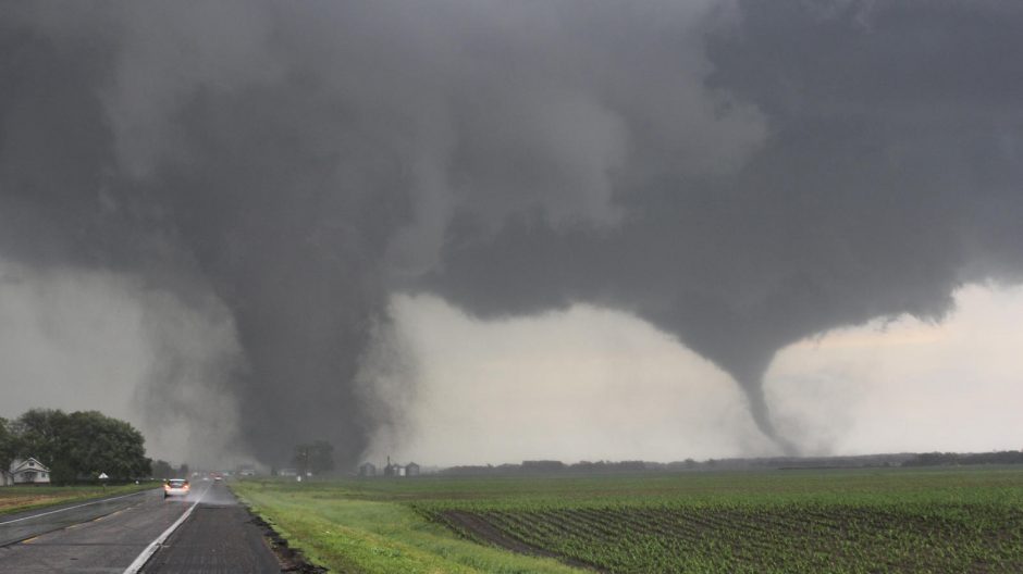 Nebraskoje siaučiant tornadams žuvo vienas vaikas, 19 žmonių sužeisti