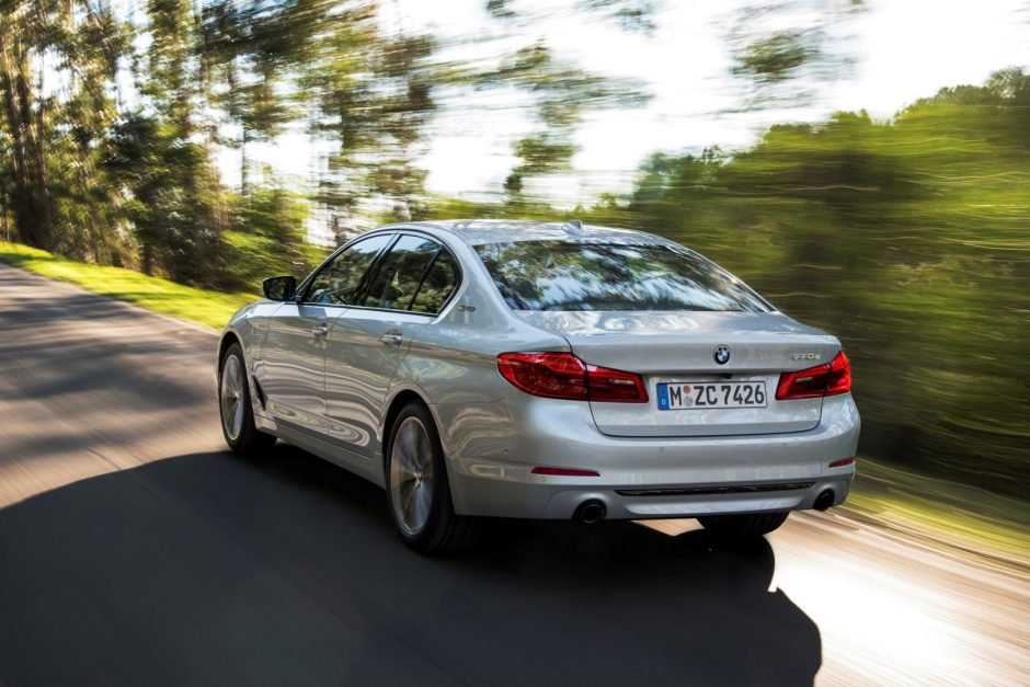 BMW rengia pasaulinę naujos kartos 5 serijos sedano premjerą