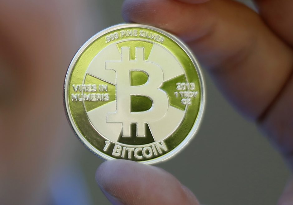 Lietuvoje jau galima atsiskaityti už taksi paslaugas ir Bitcoin valiuta