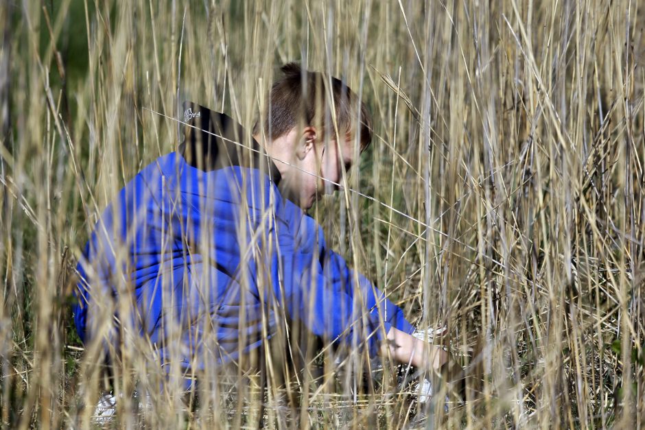 Dangės švarinimo akcija: narai ištraukė krūvą padangų