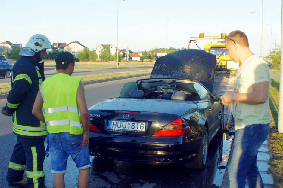 Važiavo apsipirkti – vos nesudegė