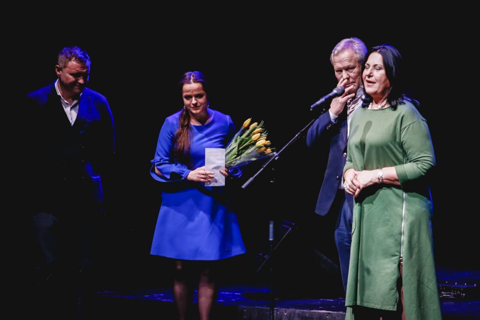 Teatro dieną – aplodismentai be spektaklio