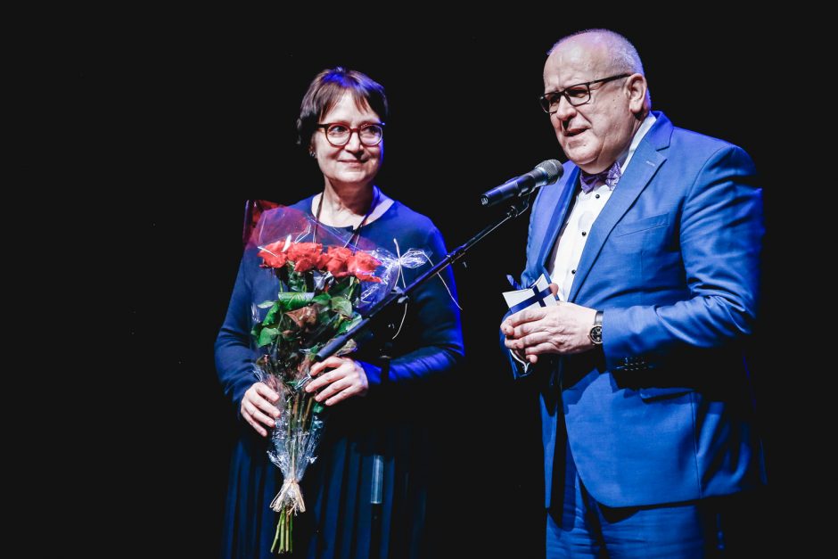 Teatro dieną – aplodismentai be spektaklio