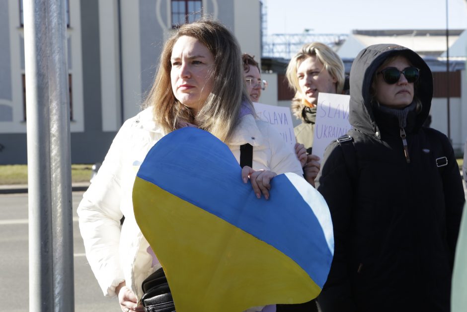 Klaipėdoje – moterų protestas prie Rusijos konsulato