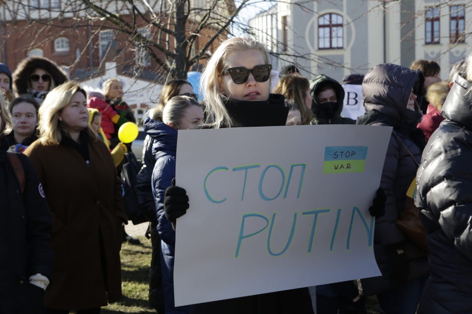 Klaipėdoje – moterų protestas prie Rusijos konsulato