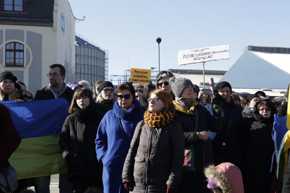 Klaipėdoje – moterų protestas prie Rusijos konsulato