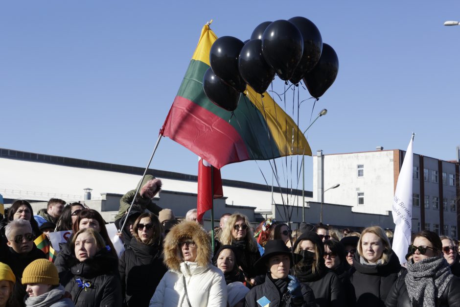 Klaipėdoje – moterų protestas prie Rusijos konsulato