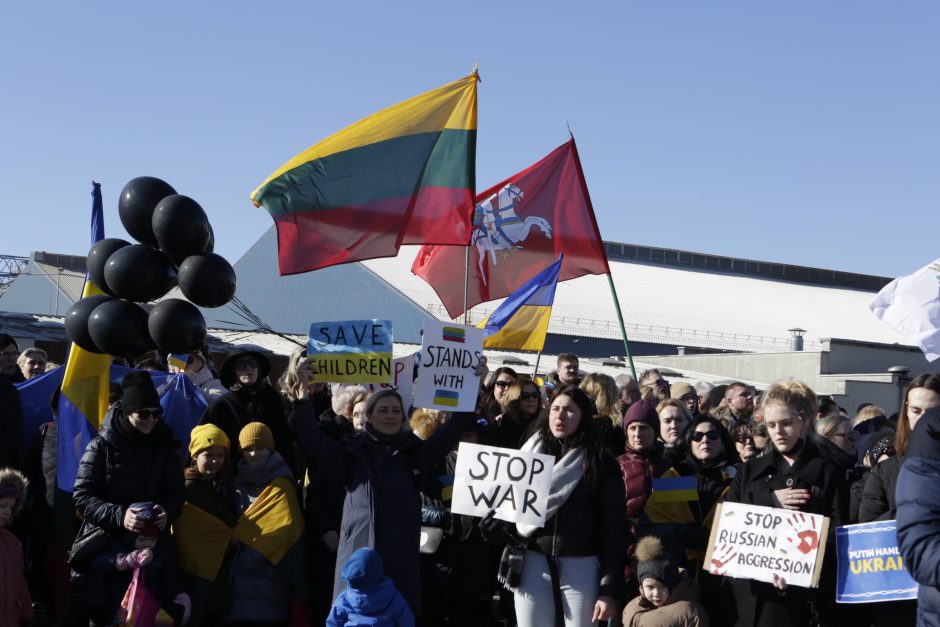 Klaipėdoje – moterų protestas prie Rusijos konsulato