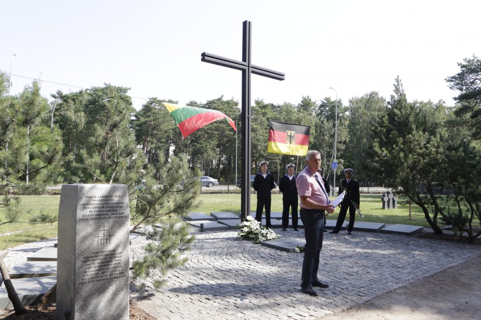 Kritusiems kariams – santūrus kapų tvarkytojų paminėjimas