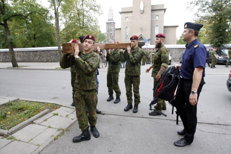 Nešdami kryžių kariai nužygiuos iš Klaipėdos į Kryžių kalną