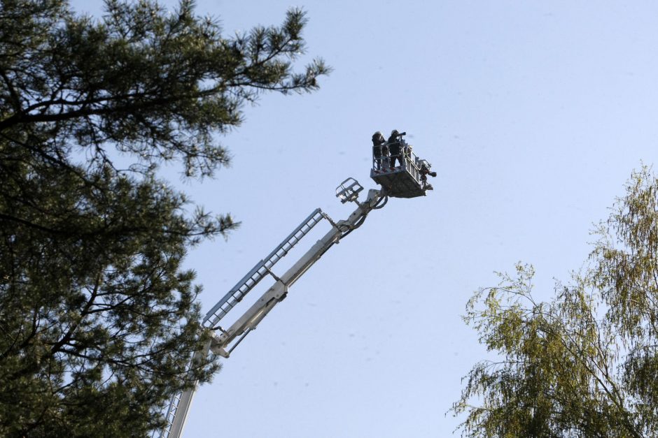 Kuršių nerijos gaisrą sutramdė gausios ugniagesių ir kariškių pajėgos