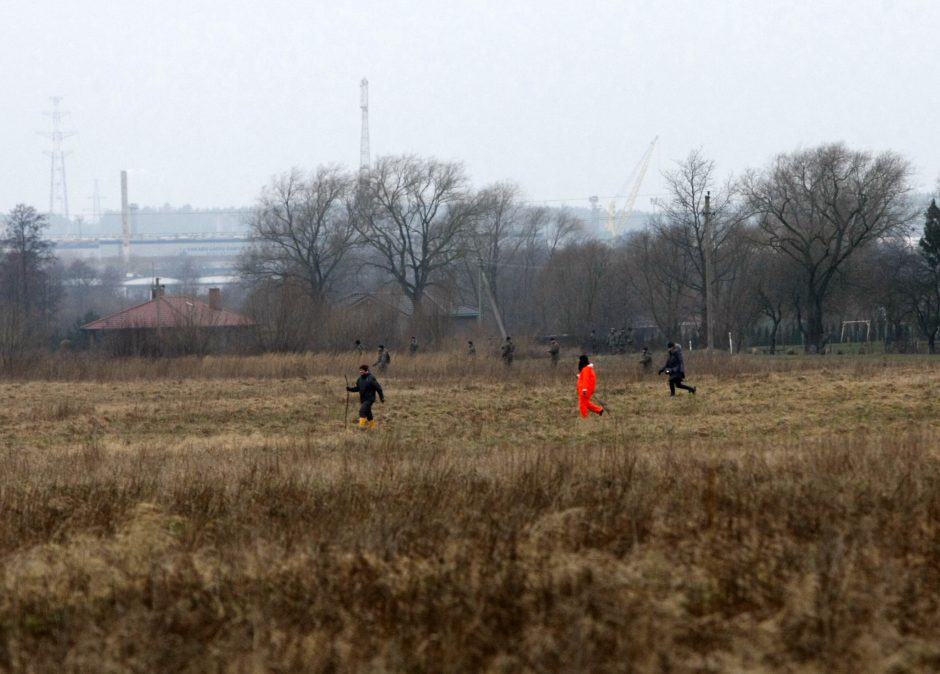 Būrys policininkų ir savanorių ieško dingusio vaikino