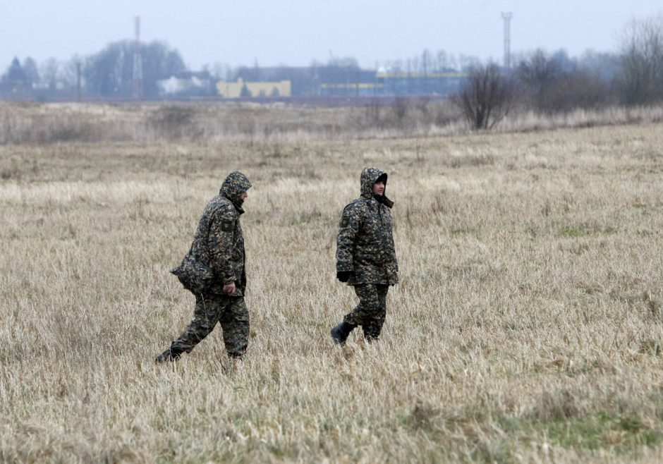 Būrys policininkų ir savanorių ieško dingusio vaikino