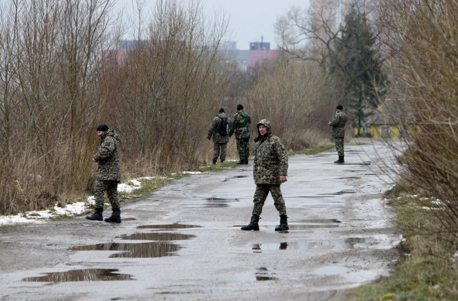 Būrys policininkų ir savanorių ieško dingusio vaikino