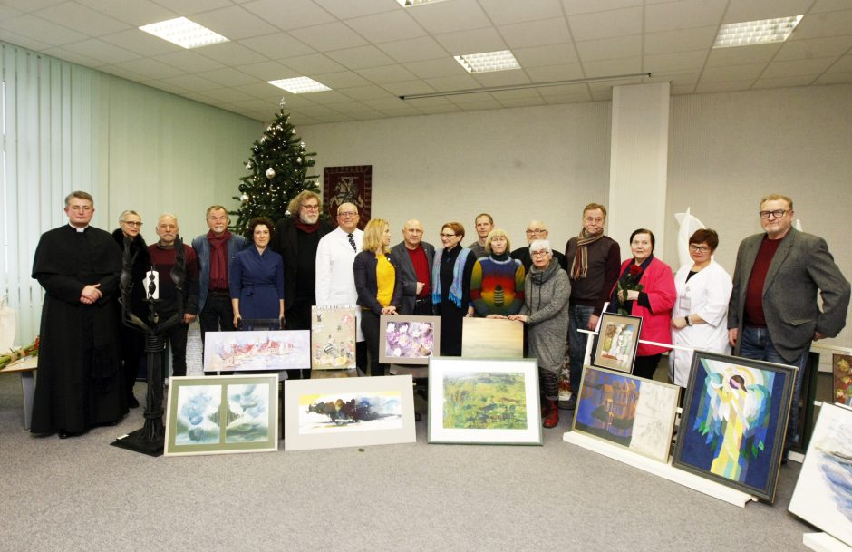 Klaipėdos jūrininkų ligoninės galeriją menininkai papuošė naujais darbais