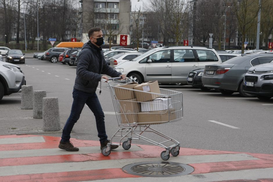 Uostamiestyje prie prekybos centrų – kova dėl vietų: ribojimai beprasmiai?