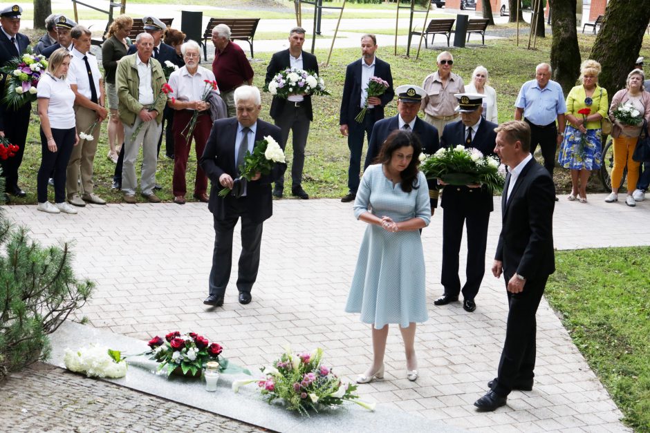 Klaipėdoje prisiminta nuskendusio laivo „Linkuva“ įgula: paminėjimas – jautrus