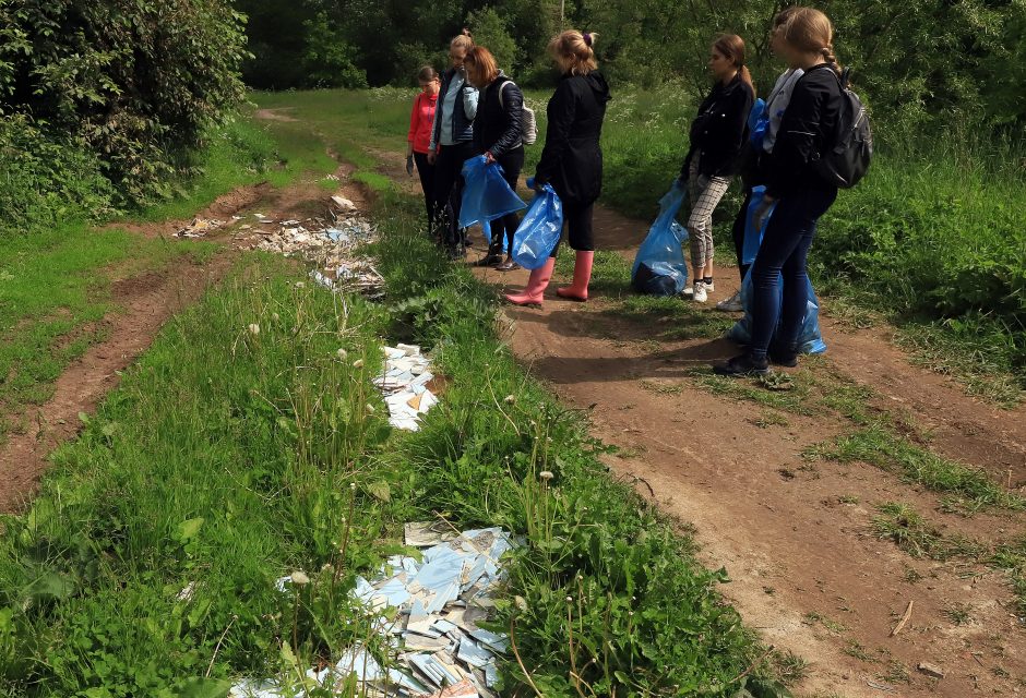 Švarinimo akcija: iš Jiesios upės traukė net lovą 