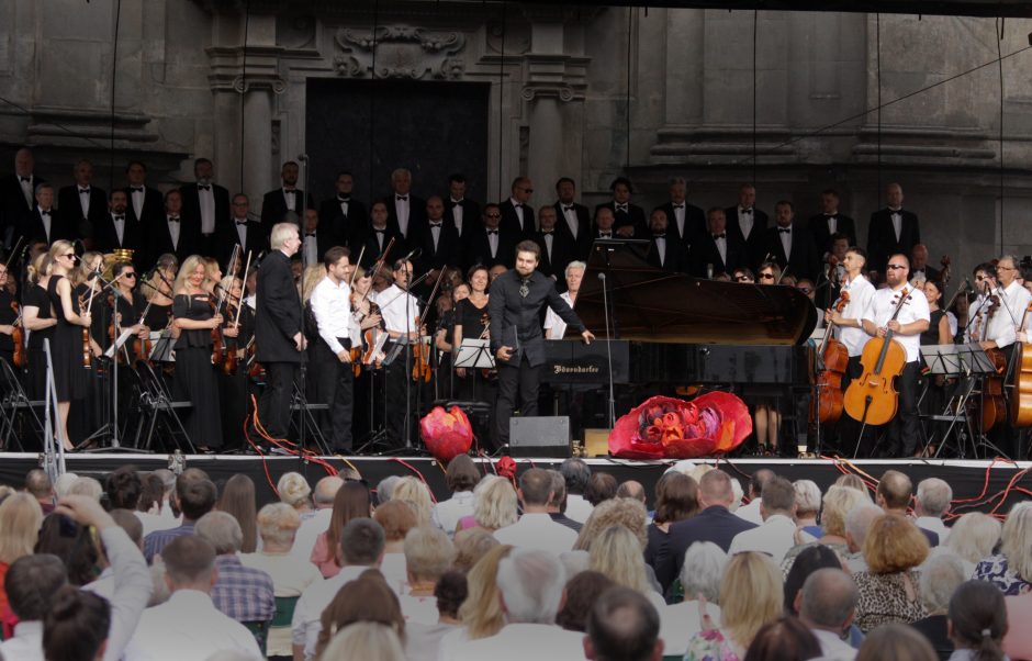 Pažaislio muzikos festivalio pradedamajame koncerte – staigmenos muzikos gerbėjams