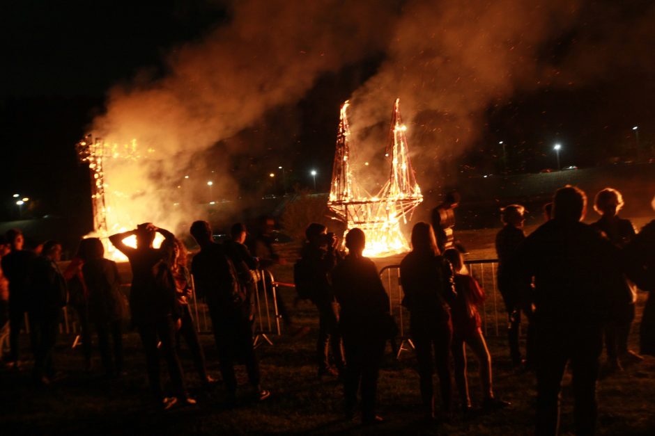 Įspūdingi fejerverkai vainikavo antrąją Kauno gimtadienio dieną