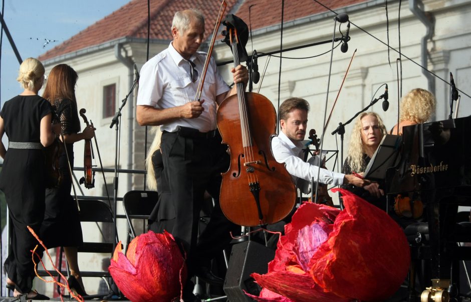 Pažaislio muzikos festivalio pradedamajame koncerte – staigmenos muzikos gerbėjams