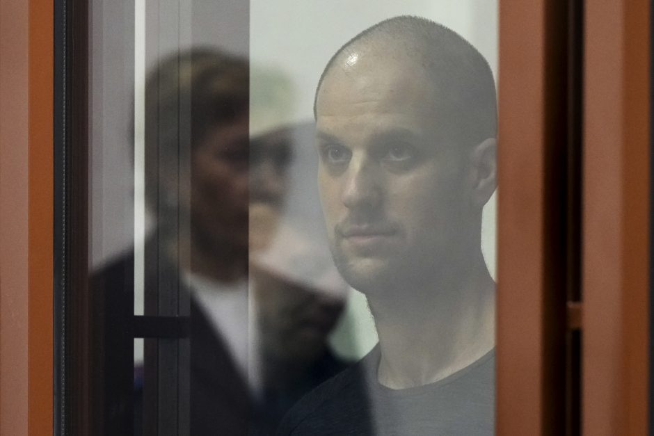 Rusijos teismas JAV žurnalistui skyrė 16 metų kalėjimo