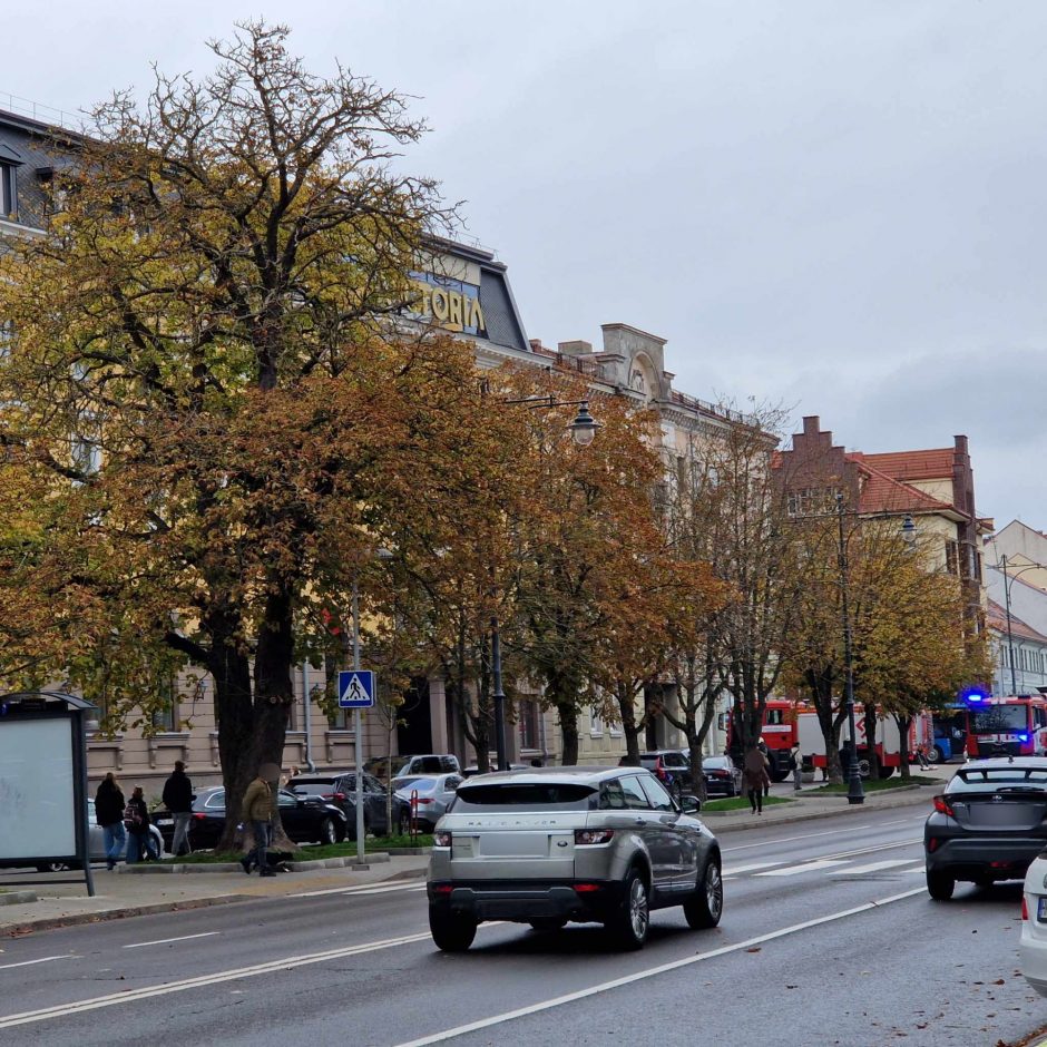 Į Klaipėdos centrą skubėjo ugniagesiai ir policininkai