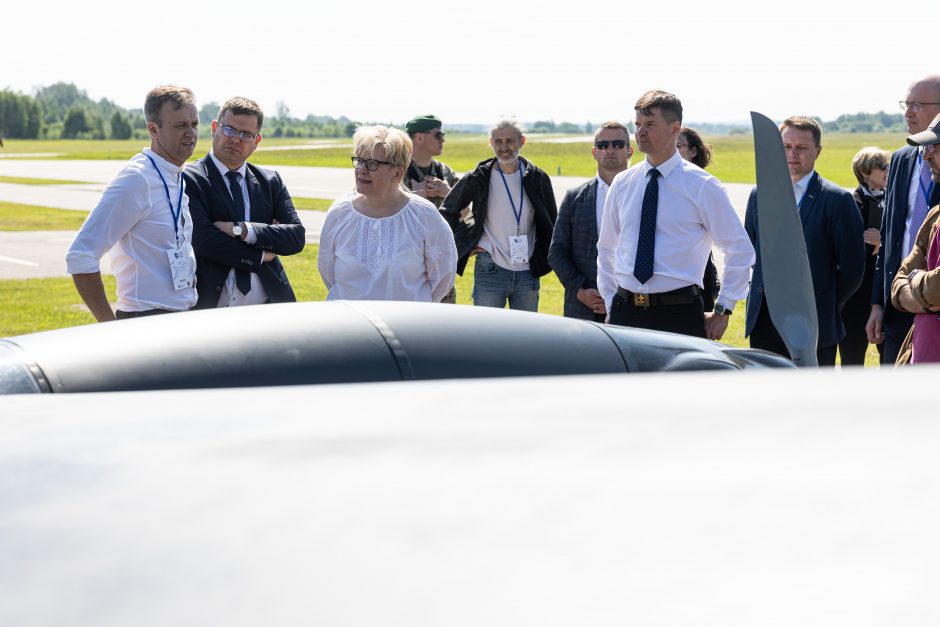 L. Kasčiūnui tikintis lūžio, dronų gamintojai abejoja galimybe atsisakyti kiniškų detalių