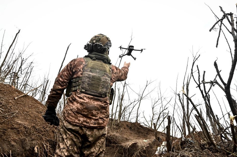 Rusija: ukrainiečių dronas smogė kuro saugyklai pasienio regione