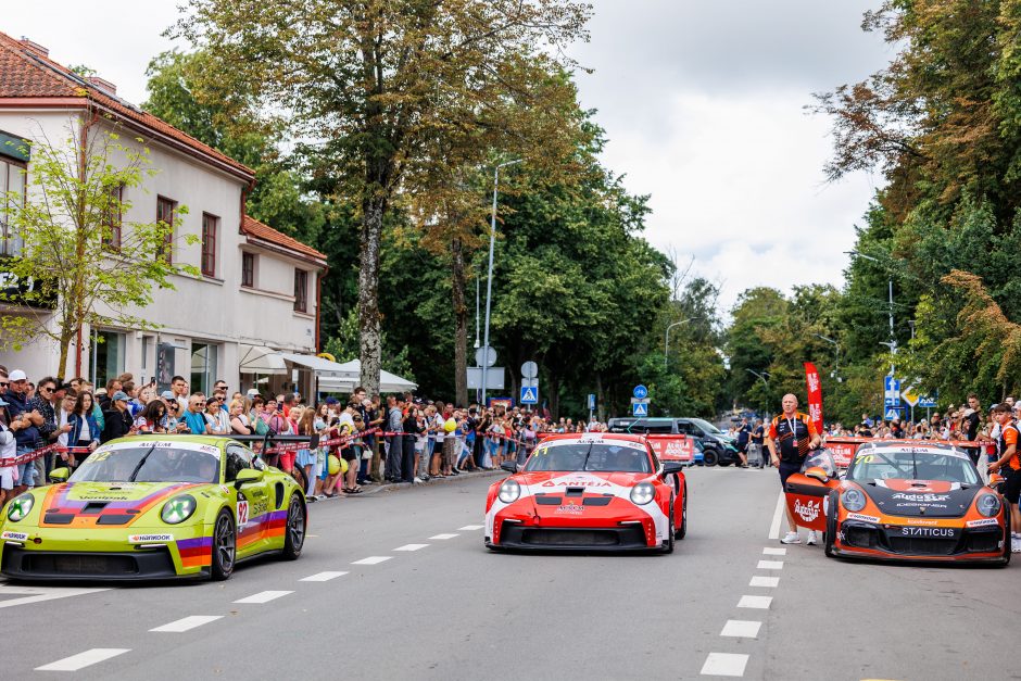 Jau išdalyti pirmieji jubiliejinių „Aurum 1006 km lenktynių“ apdovanojimai