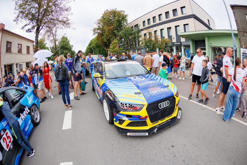 Jau išdalyti pirmieji jubiliejinių „Aurum 1006 km lenktynių“ apdovanojimai