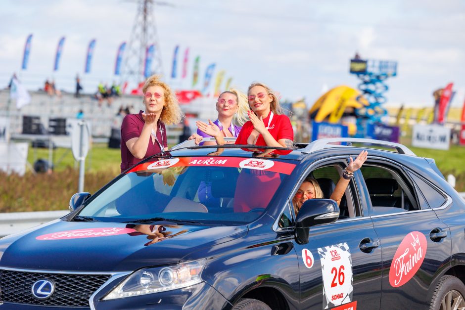 „108 km Moterų iššūkio“ lenktynių startas