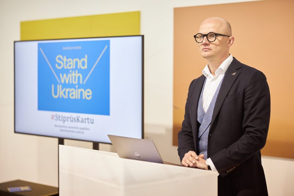Aukcione-parodoje „Stand with Ukraine“ paaukota net 40 tūkstančių eurų