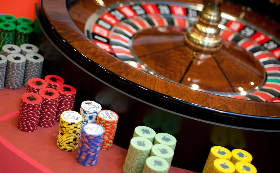 Seimas linkęs pritarti loterijų ir lošimų mokesčio tarifo didinimui