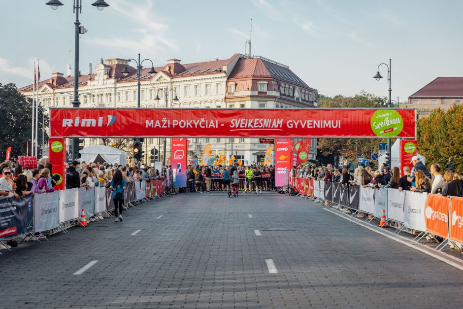 „Svarbu, kad pasirodytume lietuviams“: Vilniaus maratone – 1,2 tūkst. NATO karių