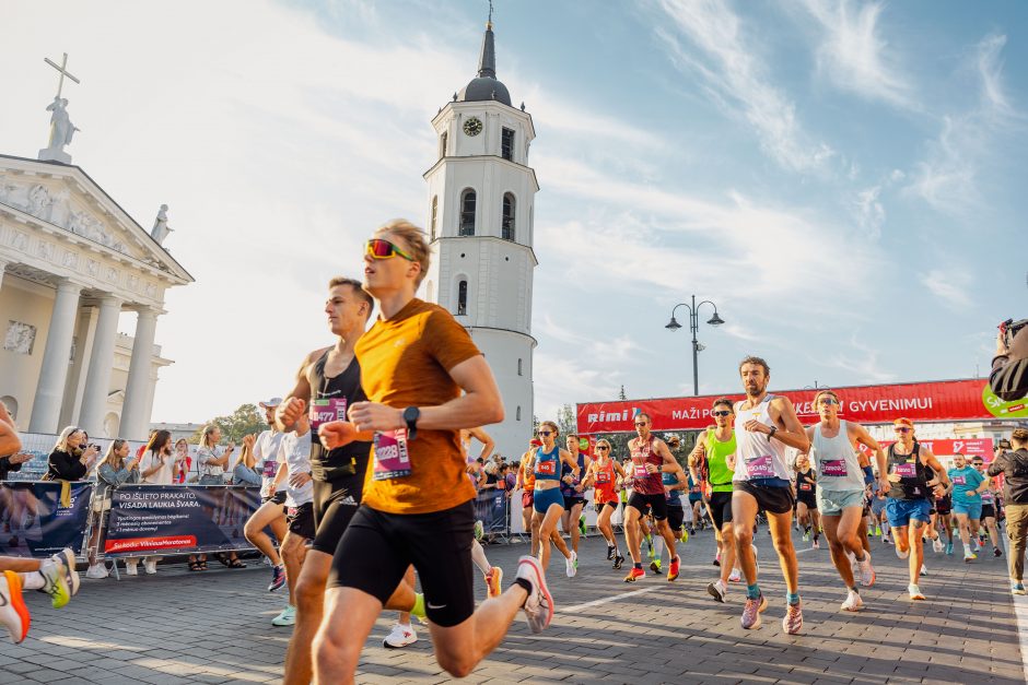 „Svarbu, kad pasirodytume lietuviams“: Vilniaus maratone – 1,2 tūkst. NATO karių