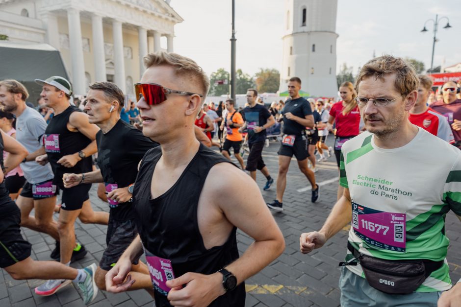 „Svarbu, kad pasirodytume lietuviams“: Vilniaus maratone – 1,2 tūkst. NATO karių