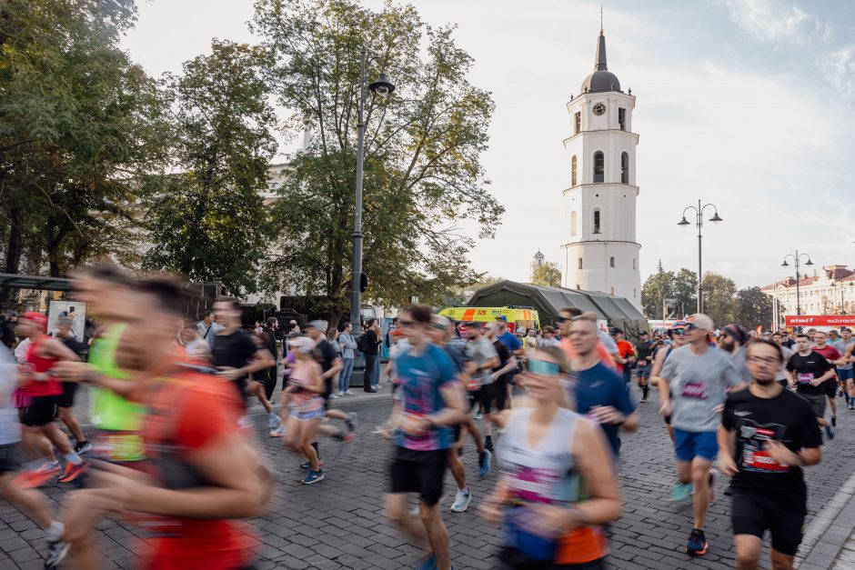 „Svarbu, kad pasirodytume lietuviams“: Vilniaus maratone – 1,2 tūkst. NATO karių