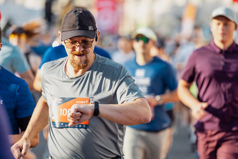 „Svarbu, kad pasirodytume lietuviams“: Vilniaus maratone – 1,2 tūkst. NATO karių