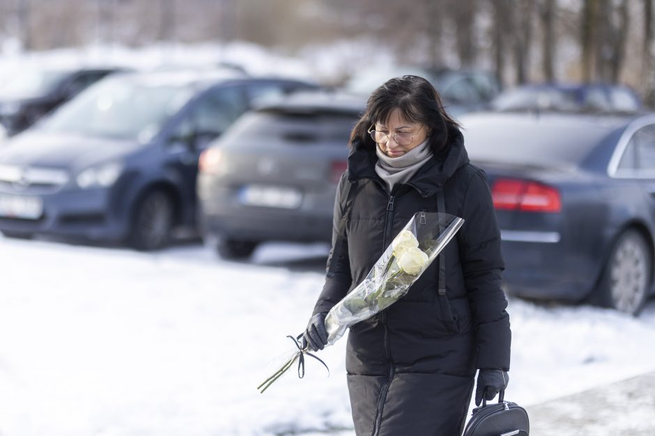 Šeštadienį tęsiasi atsisveikinimas su V. Katunskyte