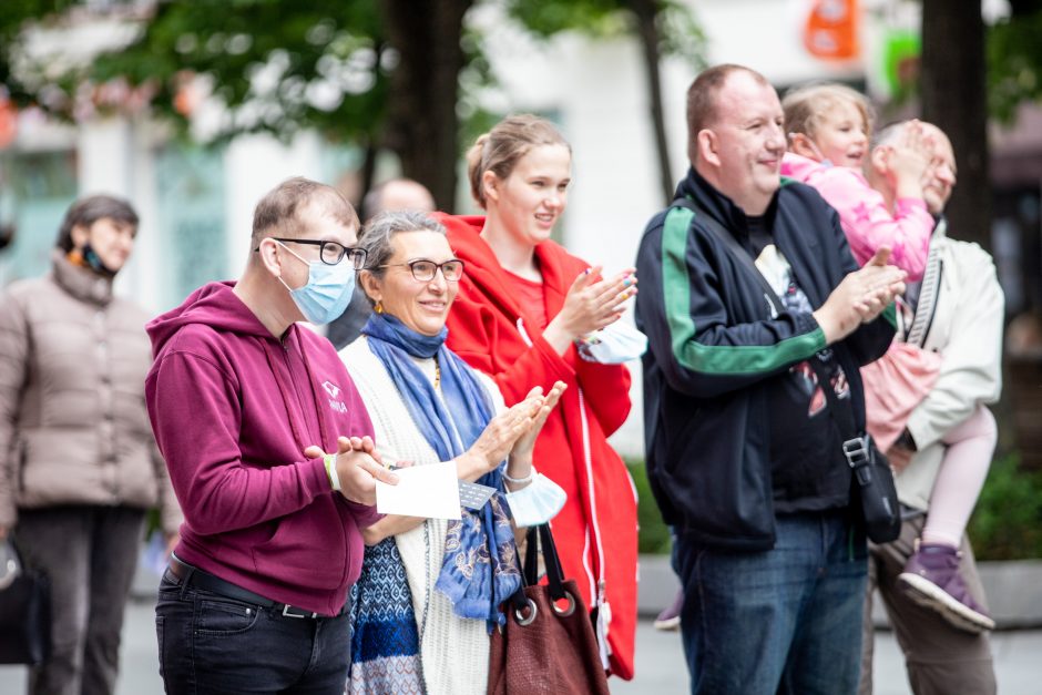 Renginių ištroškę kauniečiai nėrė į teatro festivalį