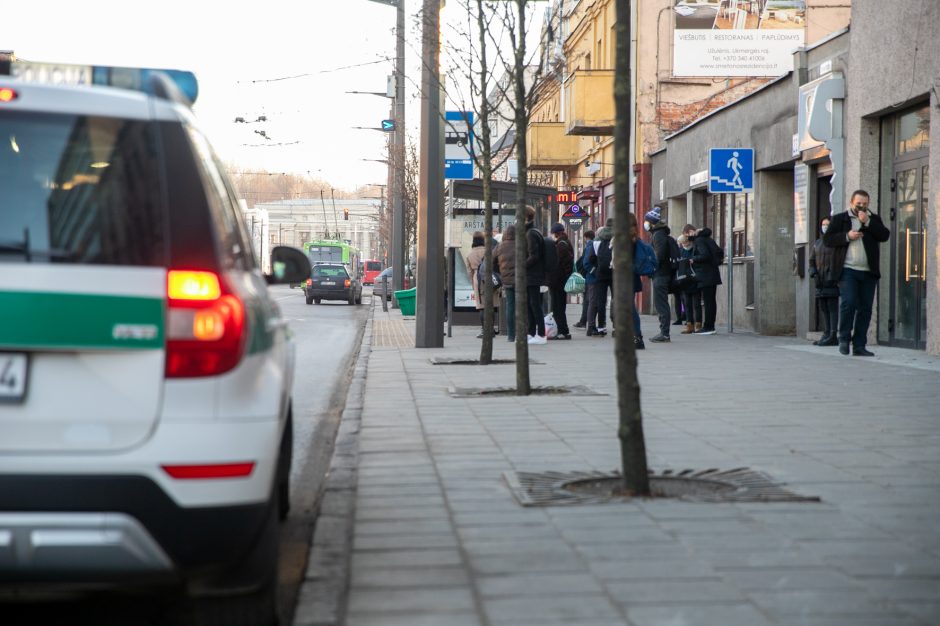 Vidurdienio kriminalas Vytauto prospekte: visa laimė, kad nelaimė įvyko tarp žmonių